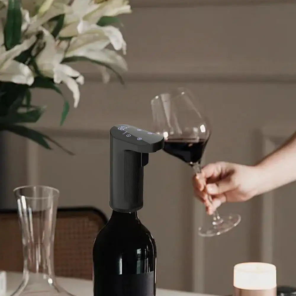 Electric Wine Decanter Wine Aerator Pourer Whiskey Water Dispenser Mini Automatic Wine Decanter Wine Dispenser Wine Accessories