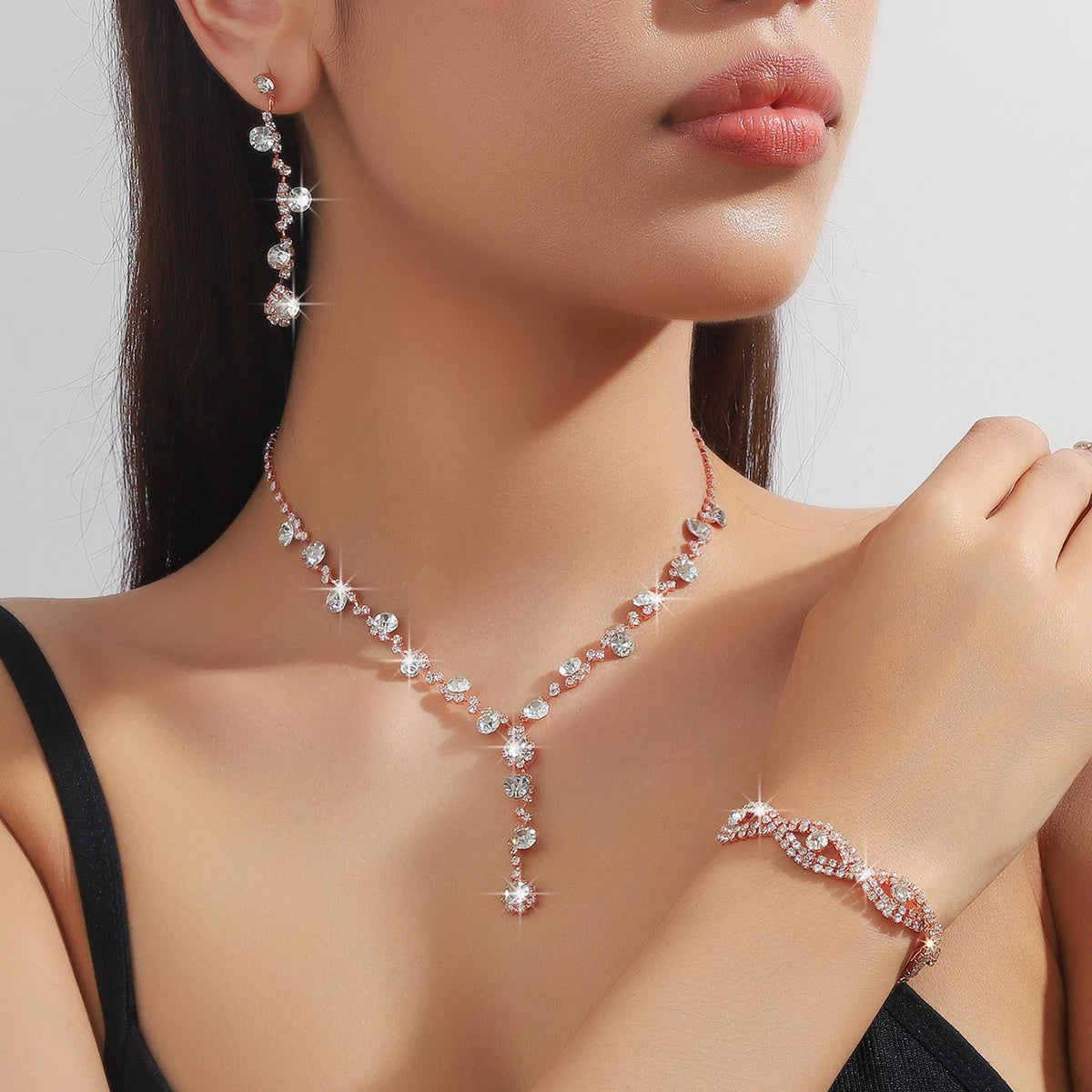 4PC Women's Fashion Copper Claw Chain Sunflower Necklace Earrings Bracelet Jewelry Set Wedding Banquet Party Holiday Gift