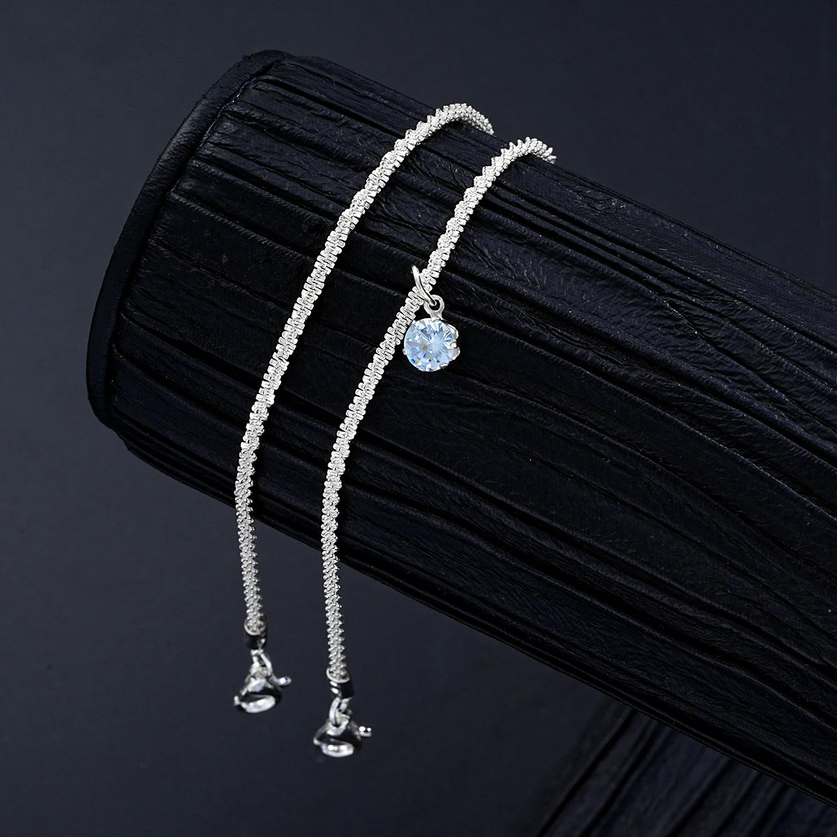 2 Pcs Fashion Silver Color Rhinestone Heart Pendant Anklet for Women Ins Bling Love Foot Ankle Bracelet Set Chain Jewelry Gifts