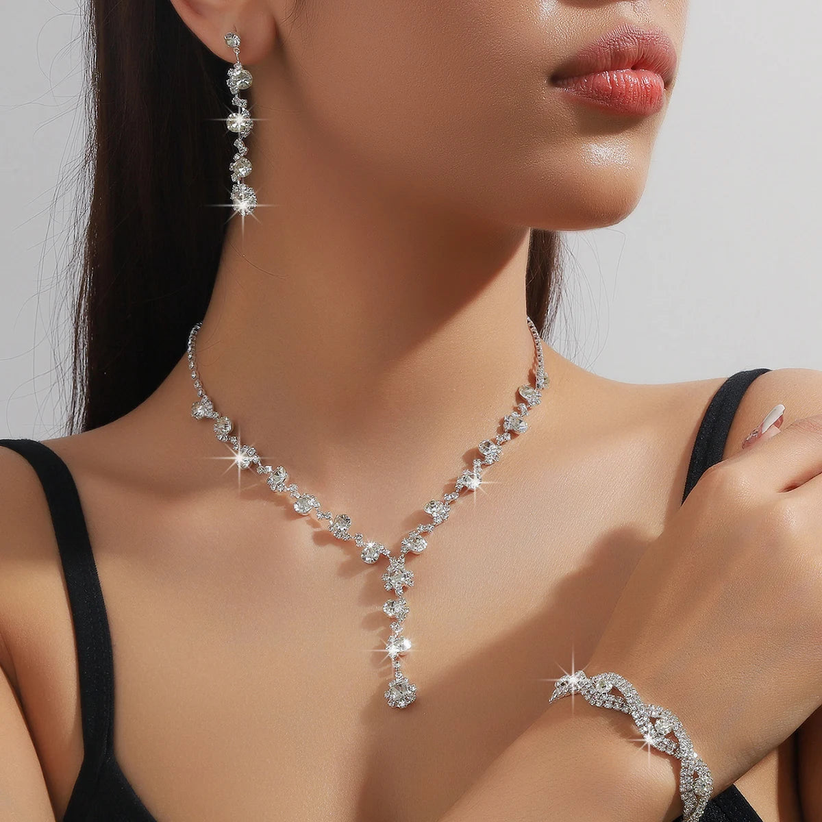 4PC Women's Fashion Copper Claw Chain Sunflower Necklace Earrings Bracelet Jewelry Set Wedding Banquet Party Holiday Gift